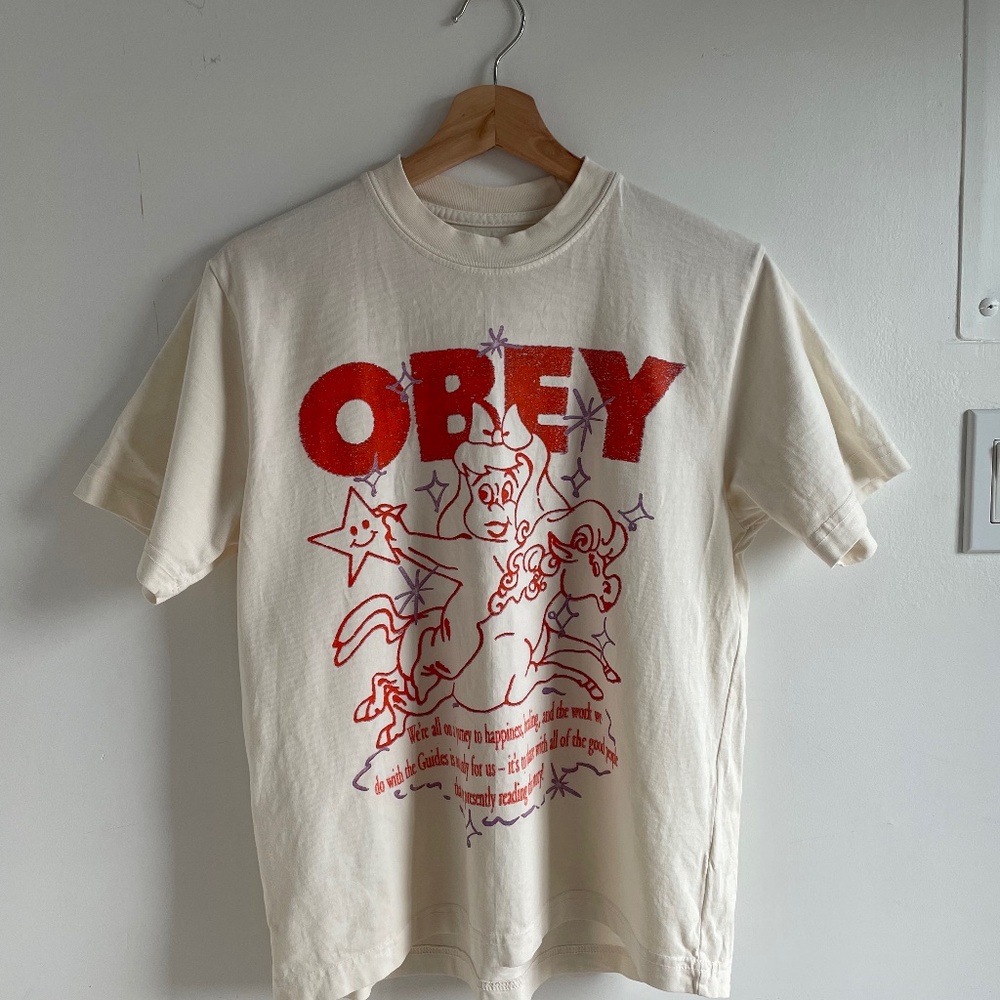 OBEY cream graphic t-shirt